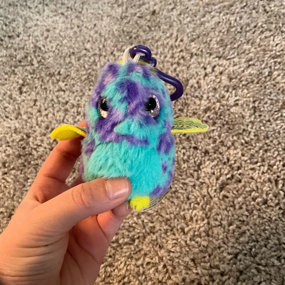 Tie-dye llama - Picture 7 of 10